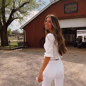 Meet your Posher, Catherine